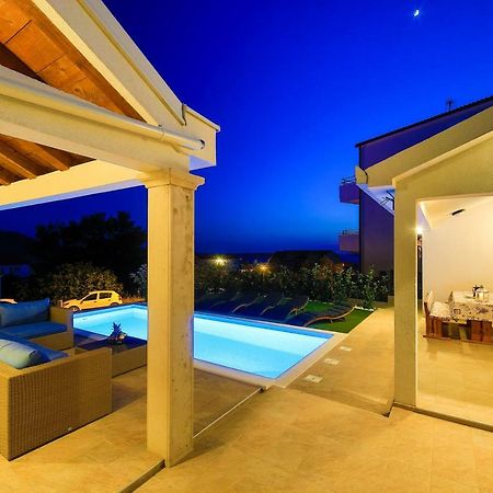 Villa Eni Primošten Екстериор снимка