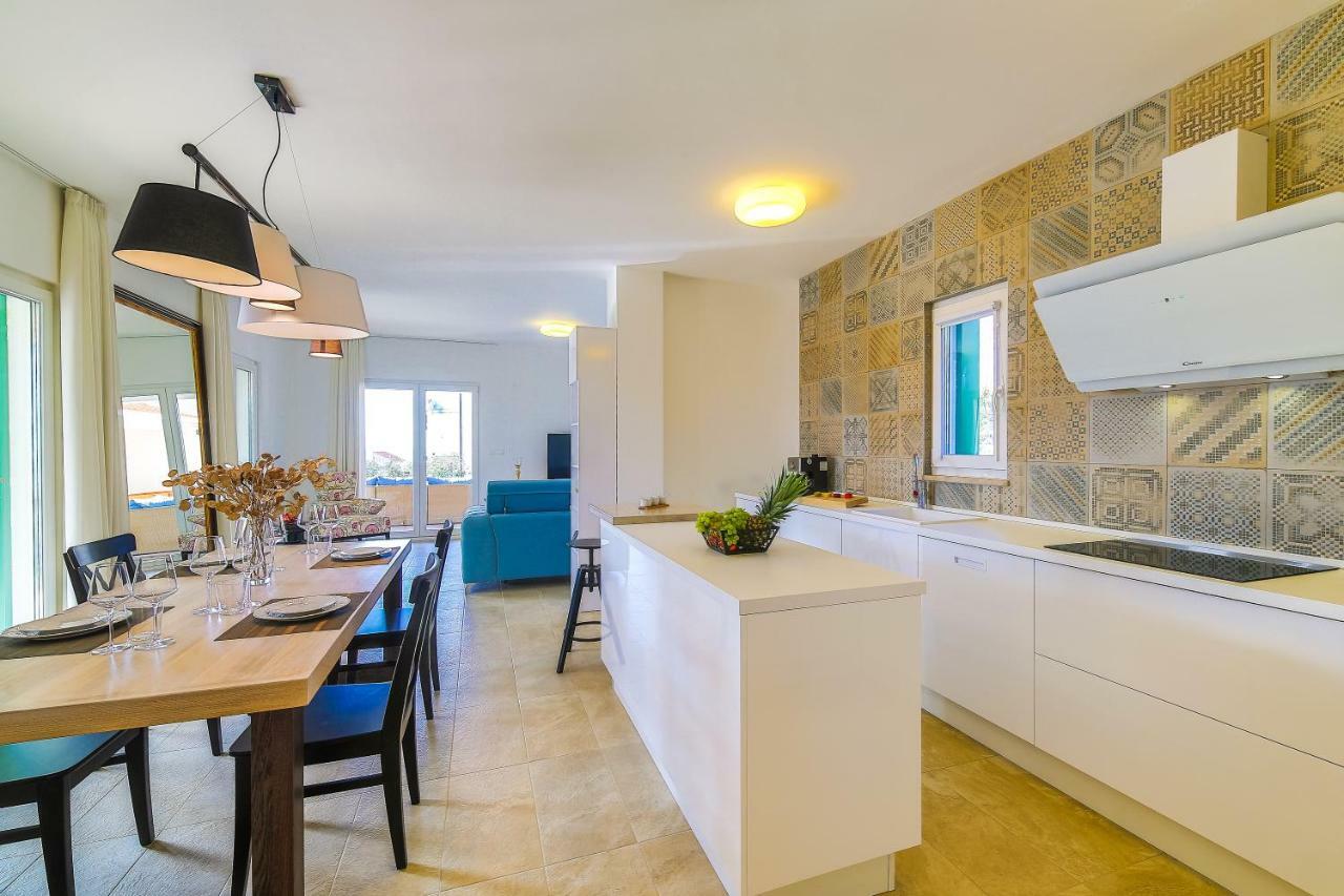 Villa Eni Primošten Екстериор снимка