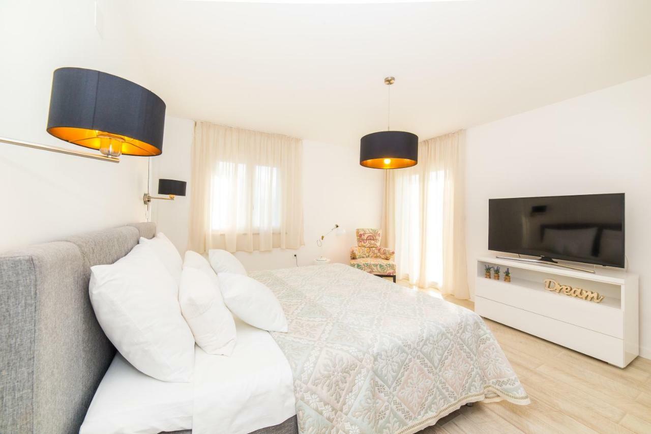 Villa Eni Primošten Екстериор снимка
